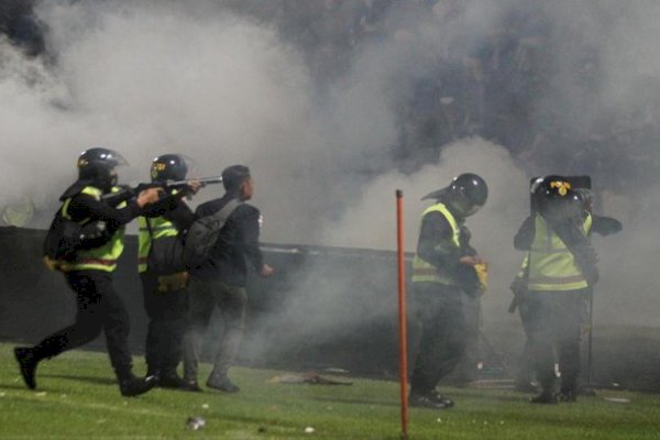 Kandungan Gas Air Mata, Dipakai Polisi Saat Kerusuhan di Stadion Kanjuruhan