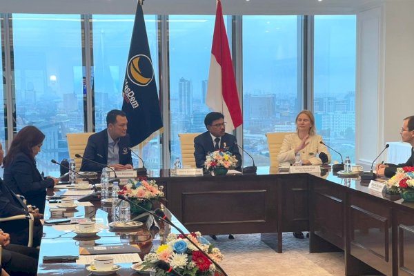 NasDem Dukung Perdamaian Dunia Melalui Dialog dan Diplomasi