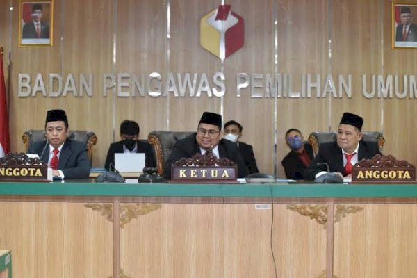 KPU Kalah Gugatan Sengketa Proses Pemilu yang Diajukan 5 Partai