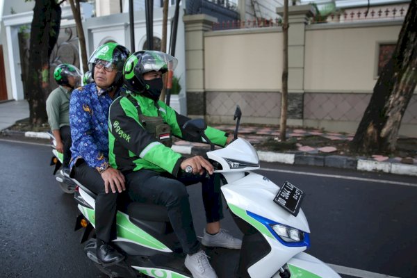 Wali Kota Makassar Ingatkan Pegawai Pemkot Konsisten Gunakan Ojek Online Tiap Selasa