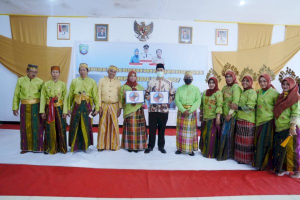 Bupati Yusran Lantik Pengurus Dewan Kesenian di Pangkep