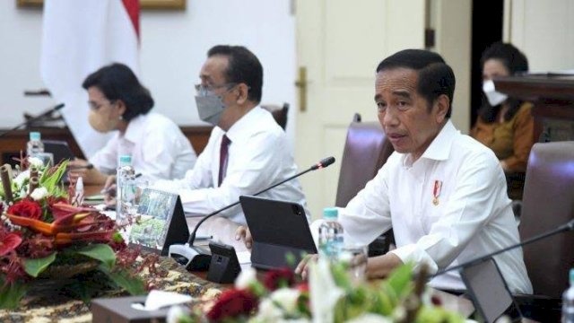 Tak Maksimalkan APBD, Jokowi Tegur Kepala Daerah: Hati-hati, Ini Keliru Besar!