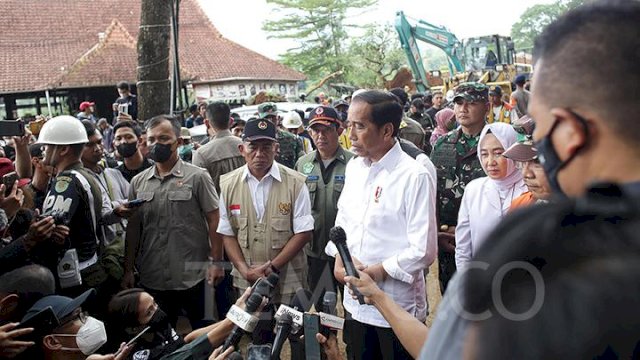 Jokowi Kembali Tinjau Gempa Cianjur: Kami Fokus Evakuasi 39 Orang Hilang