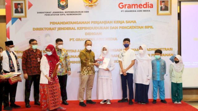 Dukcapil Kemendagri dan Gramedia Kerja Sama Optimalkan Pemanfaatan KIA 