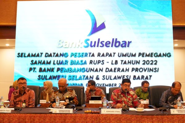 Abdul Hayat Hadiri RUPS Luar Biasa Bank Sulselbar