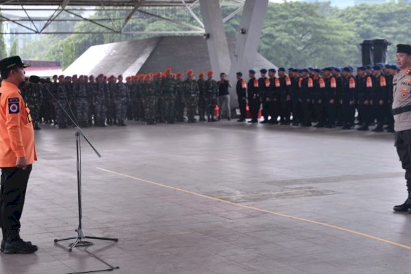 Andi Sudirman Pimpin Apel Pasukan Kesiapsiagaan Penanganan Bencana Alam Sulsel 2022