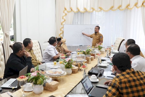 Gubernur Sulsel Pimpin Rapat Mitigasi Banjir, Kolam Rentensi Bakal Ditambah