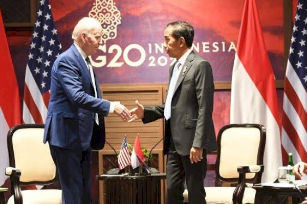 Salaman Kepala Tegak dengan Joe Biden dan Xi Jinping, Jokowi: Kita Negara Besar