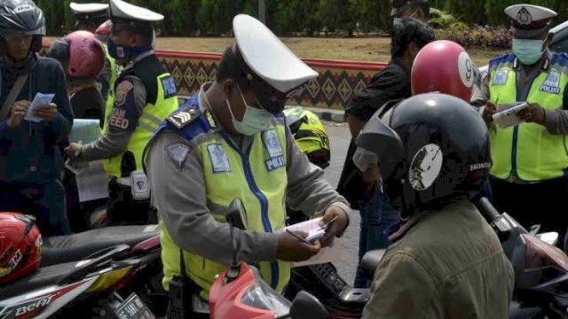 Polisi Mulai Gerah dengan Kelakukan Pengendara yang Copot Pelat Nomor, Bakal Tilang Langsung dan Sita Kendaraan