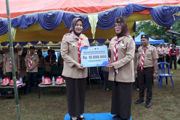 Kwarcab Makassar Beri Bantuan Dana Operasional, Wawali Fatmawati Rusdi Harap Dapat Majukan Pramuka di Tingkat Ranting