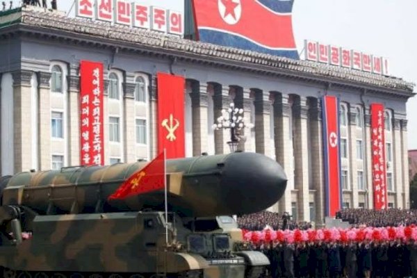 Kim Jong-Un Bertekad Lawan Ancaman Nuklir AS dengan Senjata Nuklir