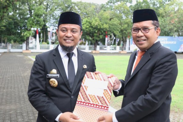 Lampaui Target Nasional, Danny Pomanto Raih Penghargaan BIAN 2022