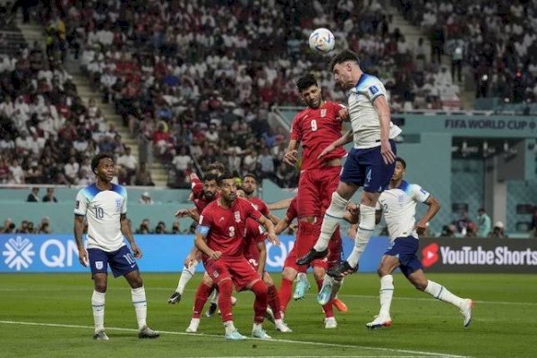 Pemain Iran Tolak Nyanyikan Lagu Kebangsaan Jelang Lawan Inggris, Akhirnya Dibantai 6-2