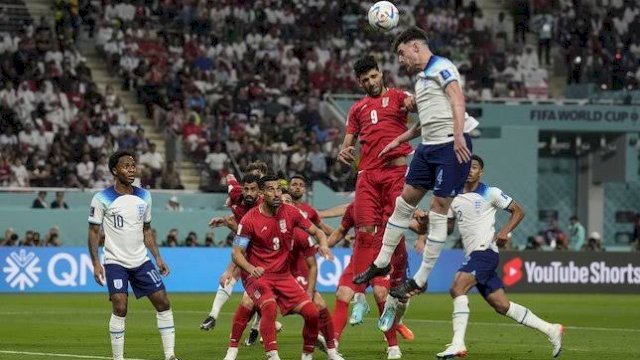 Pemain Iran Tolak Nyanyikan Lagu Kebangsaan Jelang Lawan Inggris, Akhirnya Dibantai 6-2