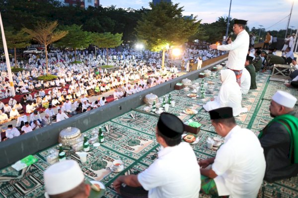 Ribuan Jamaah Hadiri Makassar Shalat Subuh Berjamaah
