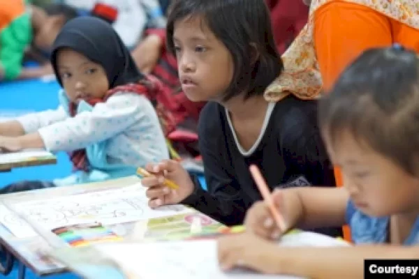 Disdukcapil Makassar Beri Pelayanan ke Anak Sindrom Down