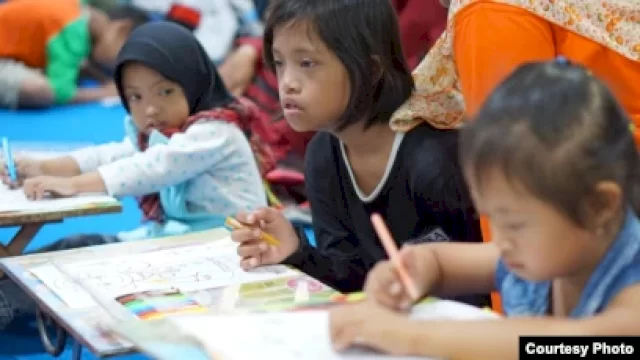 Disdukcapil Makassar Beri Pelayanan ke Anak Sindrom Down