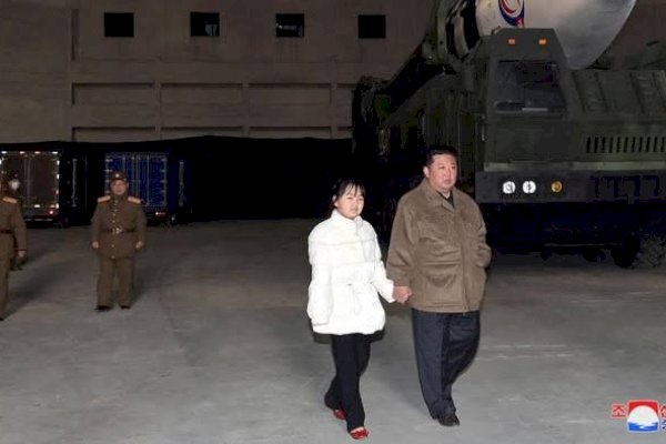 Potret Putri Kim Jong-Un Pertama Kali Muncul di Depan Publik!