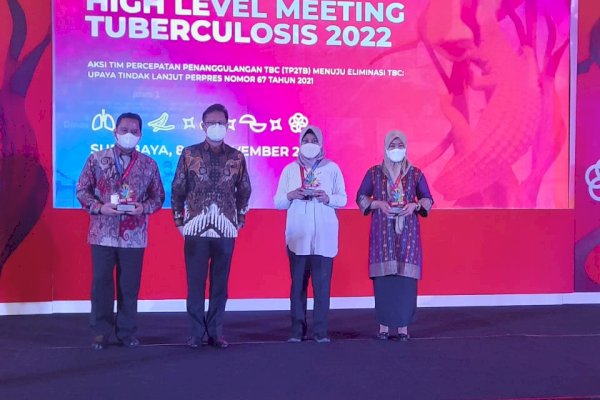 Makassar Raih Penghargaan TOSS TBC Kemenkes RI