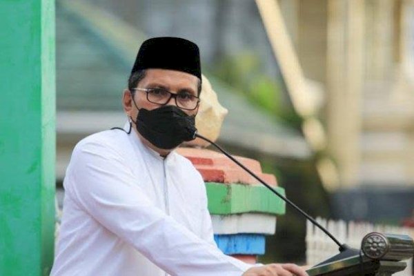 Jelang HUT Kota Makassar Ke 415, Danny Pomanto Ajak Warga Muslim Shalat Subuh Berjamaah