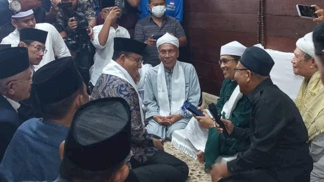 Temui Tuan Guru Besilam di Langkat, Anies Baswedan Nyatakan Siap Jalankan Amanah Baru