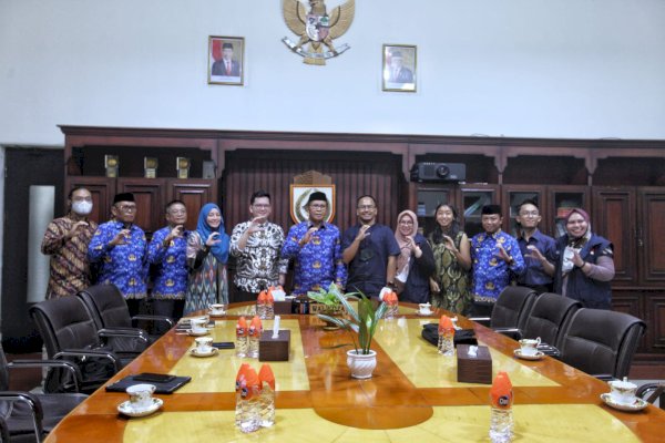 Wujudkan Masyarakat Sehat, Walikota Danny Dukung Program Celebes Green Project