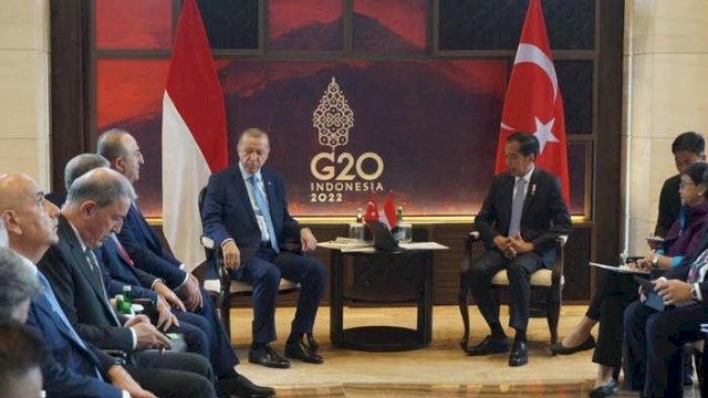 Jokowi Sampaikan Dukacita atas Bom di Istanbul
