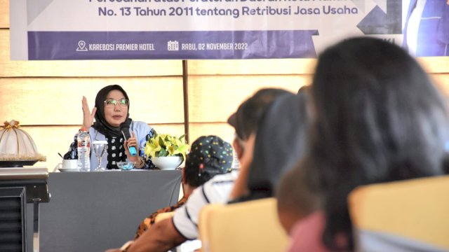 Anggota DPRD Makassar Rezki Gelar Sosper Retribusi Jasa Usaha