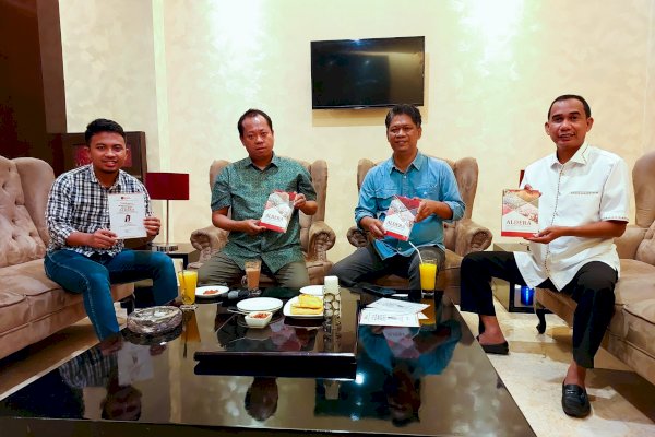 Kenang Perjuangan Politik Kaum Muda 1993-1999, IKA Unhas Makassar-Yayasan Anak Rakyat Bedah Buku Aldera