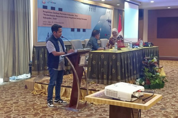 Sebanyak 115 Dewan Longwis Terima Materi Pemberdayaan dari Dispar Makassar