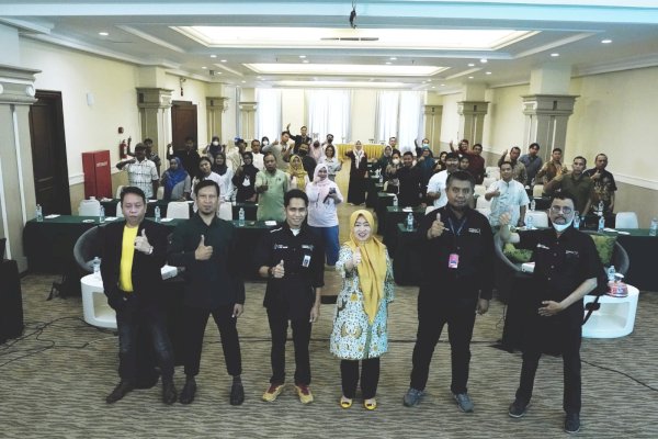 Dispar Kumpulkan 100 Orang Perwakilan Kelompok Sadar Wisata di Makassar