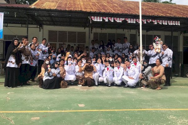 Keren! Paskibra SMAN 19 Makassar Ikut Meriahkan Peringatan Hari Guru ke-77