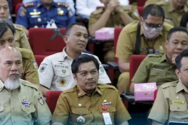 Firman Pagarra Bersama Kepala SKPD se-Makassar Hadiri Rakor Tindak Lanjut Program 2022