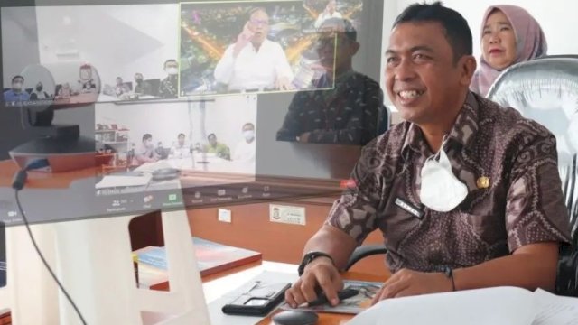 Sekretaris Disdag Makassar, Ahmad