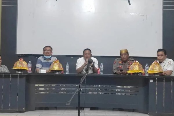 Bahas Perbaikan Jalan Antang, Camat Fadly Gelar Rakor Bersama Warga