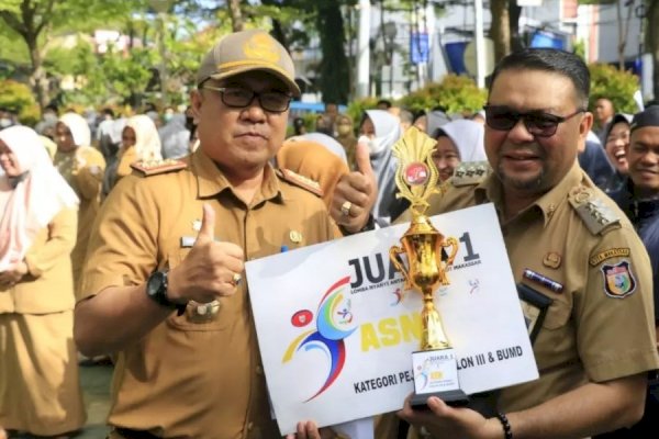 Keren! Camat Rappocini Syaharuddin Juara 1 Lomba Menyanyi Antar SKPD se-Kota Makassar