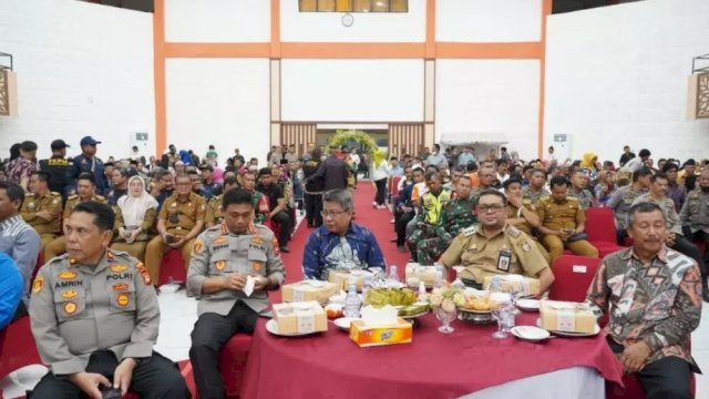 Camat Syahruddin Hadiri Pelantikan Pengurus FKPM se-Kecamatan Rappocini