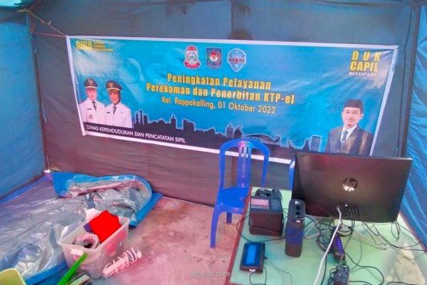 Respon Cepat, Disdukcapil Makassar Buka Pelayanan di Posko Kebakaran Rappokalling