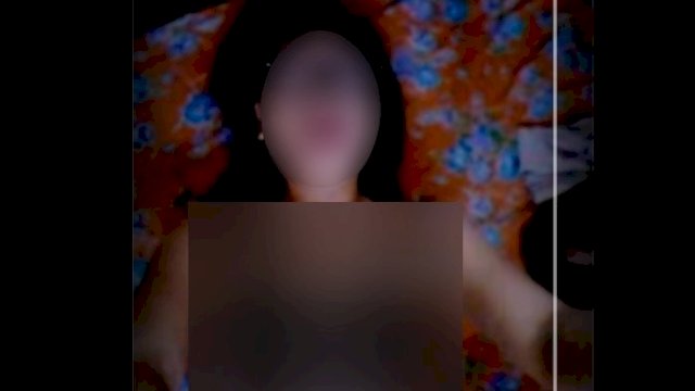 Belum Usai Heboh Wanita Kebaya Merah, Kini Giliran Sampang Digegerkan Video Porno Cewek Batik Hijau