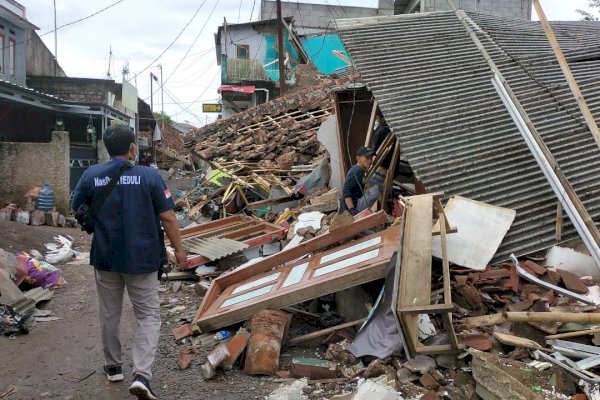 25 Awak Rescue NasDem Sisir Wilayah Cianjur yang Belum Tersentuh Bantuan