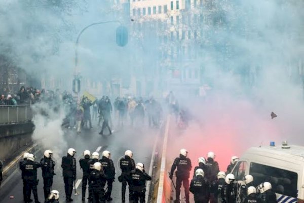 Belgia Kalah, Kerusuhan di Ibu Kota Brussel Pecah