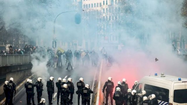 Belgia Kalah, Kerusuhan di Ibu Kota Brussel Pecah