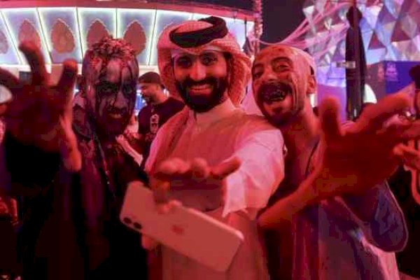 Dulu Dilarang Keras, Kini Warga Arab Saudi Rayakan Halloween Dengan Bebas