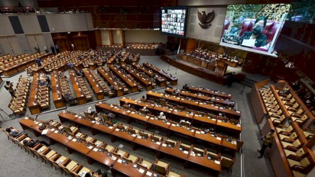 Presiden Jokowi Terbitkan Perppu Pemilu, Kursi DPR Bertambah dari 575 Menjadi 580