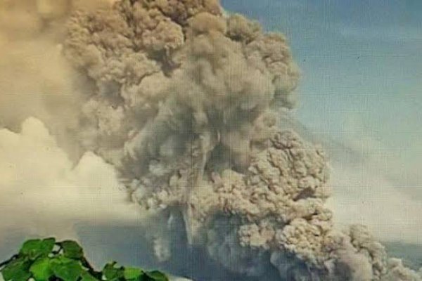 Erupsi Gunung Semeru Rusak Jembatan Gladak, Akses Jalan dari Lumajang ke Malang Terputus