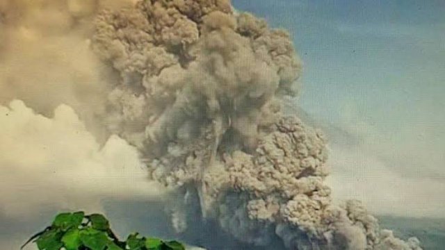 Erupsi Gunung Semeru Rusak Jembatan Gladak, Akses Jalan dari Lumajang ke Malang Terputus