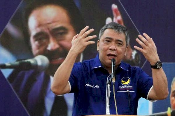 NasDem ke Hasto PDIP: 2024 Sudah Pasti Biru Yang Juara