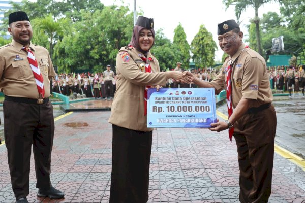 Wawali Fatmawati Rusdi Beri Dana Operasional Ke Kwartir Cabang Tamalanrea dan Biringkanaya