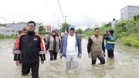 Pemkot Makassar Siapkan 11 Titik Pengungsian di Antang, Wali Kota Danny Beri Bantuan Korban Banjir di Katimbang