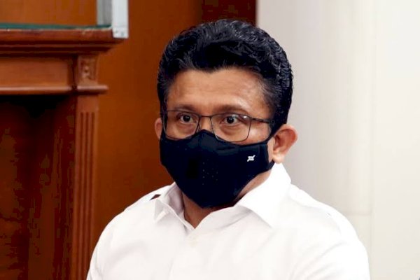 Tatap Tajam dan Suara Bergetar, Ferdy Sambo Bantah Kesaksian Bharada E